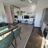 1 Decembrie, Trapezului